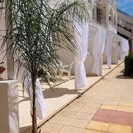 شقة فندقية Amore Hotel Apartments 2*