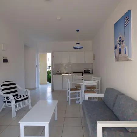شقة فندقية Amore Hotel Apartments 2*