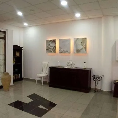 Amore Hotel Apartments بروتاراس