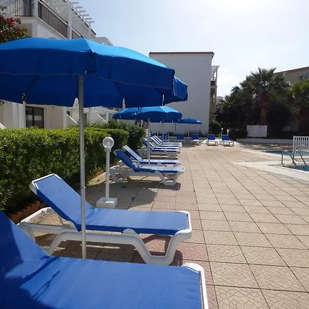 Amore Hotel Apartments شقة فندقية 2*