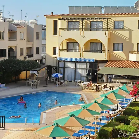 Amore Hotel Apartments プロタラス